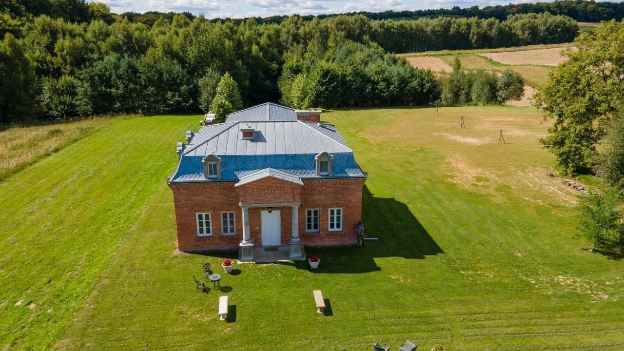 Dworek Atrium Tomaszów Lubelski Esterno foto