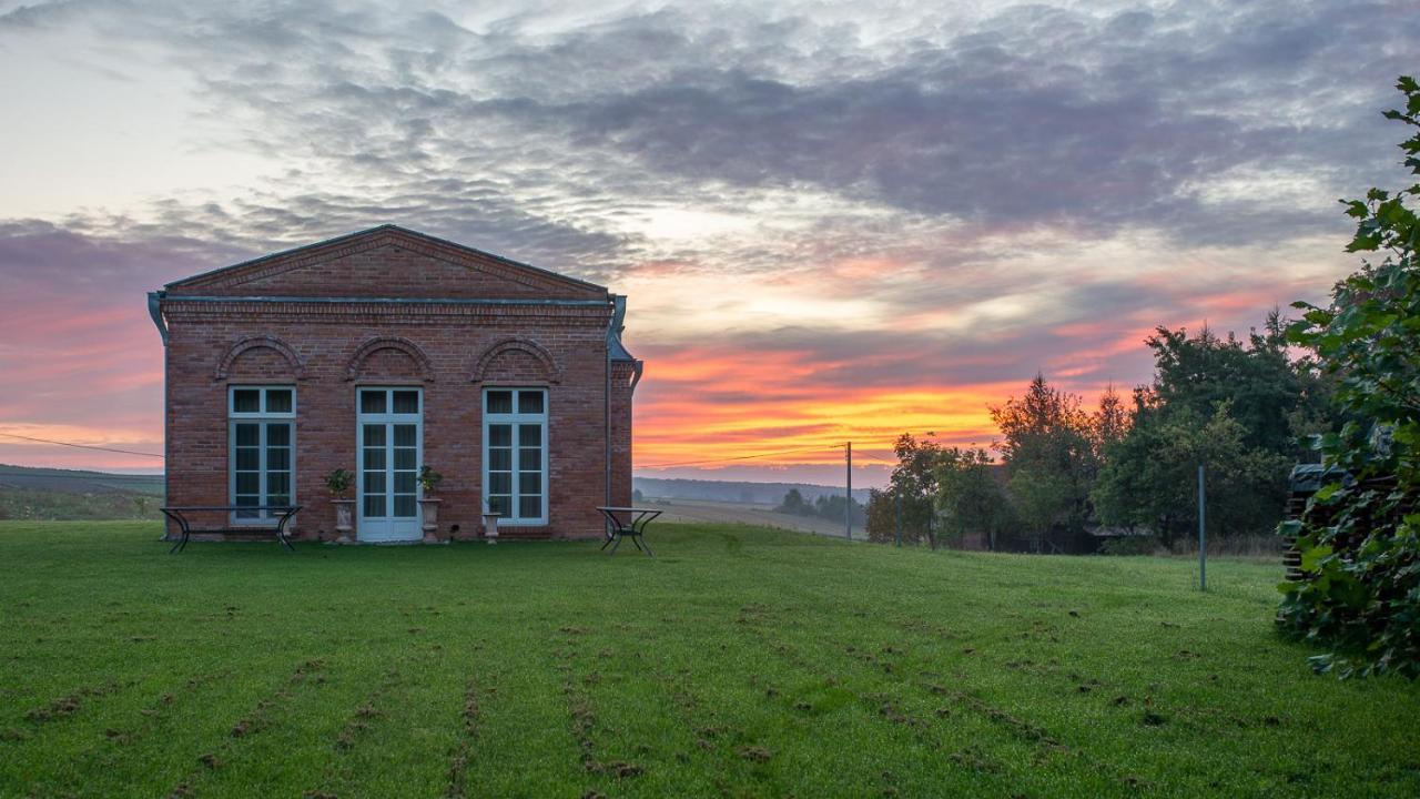 Dworek Atrium Tomaszów Lubelski Esterno foto